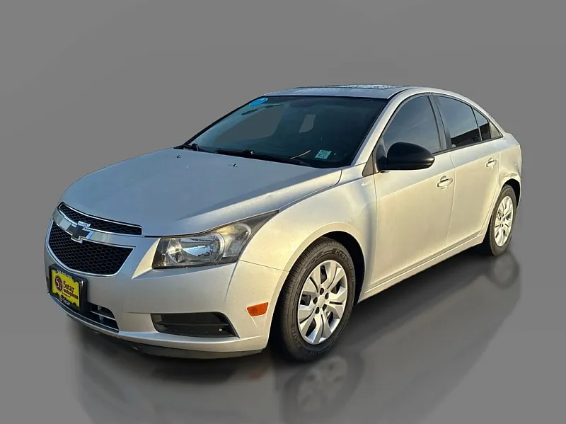 Silver 2014 Chevrolet Cruze 4d Sedan LS AT for sale in Saint Charles, MO