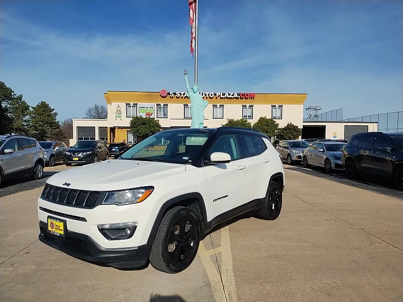 2019 Jeep Compass 4d SUV 4WD Latitude Altitude for sale in Saint Charles, MO