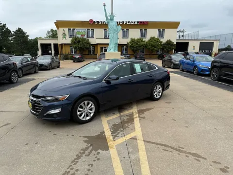 Photos of 2020 Chevrolet Malibu 4d Sedan LT for sale in Saint Charles, MO at 5 Star Auto Plaza - St. Charles