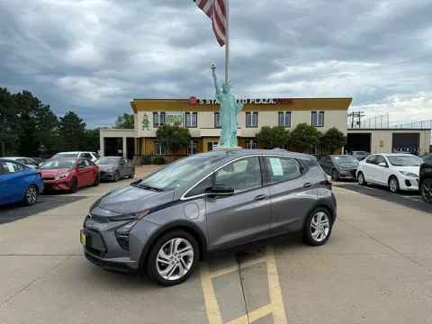 Photos of 2023 Chevrolet Bolt EV 5dr Wgn 1LT for sale in Saint Charles, MO at 5 Star Auto Plaza - St. Charles