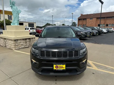 More photos of 2019 Jeep Compass 4d SUV FWD Latitude Altitude at 5 Star Auto Plaza - St. Charles, MO
