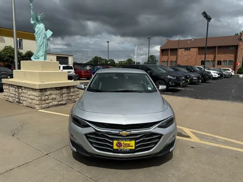 More photos of 2022 Chevrolet Malibu 4dr Sdn LT at 5 Star Auto Plaza - St. Charles, MO