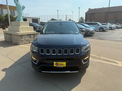 Photos of 2019 Jeep Compass 4d SUV 4WD Limited for sale in Saint Charles, MO at 5 Star Auto Plaza - St. Charles