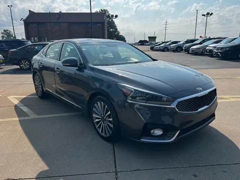 Another view of 2017 Kia Cadenza 4d Sedan Premium Luxury for sale in Saint Charles, MO at 5 Star Auto Plaza - St. Charles
