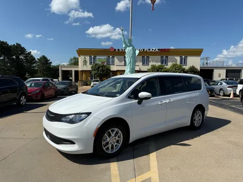 Photos of 2022 Chrysler Voyager LX FWD for sale in Saint Charles, MO at 5 Star Auto Plaza - St. Charles