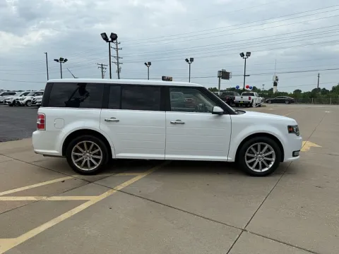 Another view of 2019 Ford Flex 4d SUV FWD Limited for sale in Saint Charles, MO at 5 Star Auto Plaza - St. Charles