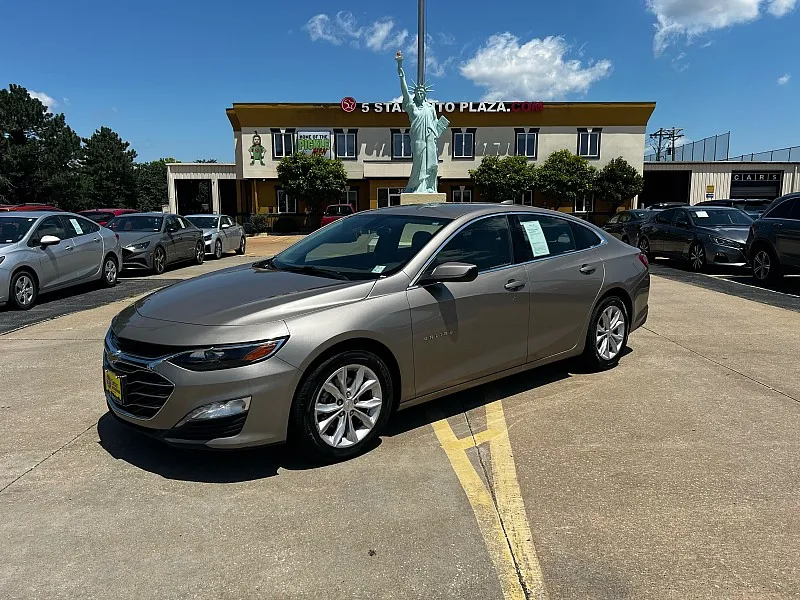 2022 Chevrolet Malibu 4dr Sdn LT for sale in Saint Charles, MO