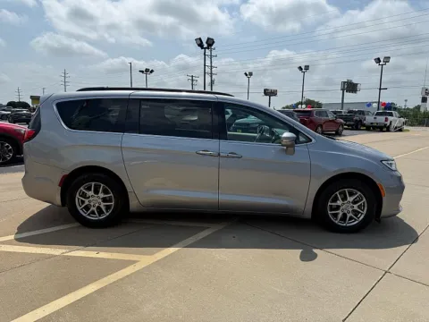 Another view of 2021 Chrysler Pacifica Touring FWD for sale in Saint Charles, MO at 5 Star Auto Plaza - St. Charles
