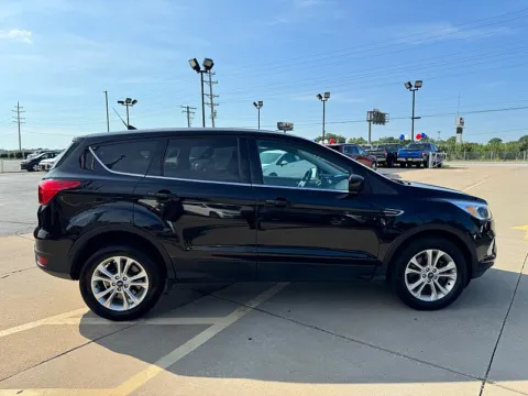 Another view of 2019 Ford Escape 4d SUV 4WD SE for sale in Saint Charles, MO at 5 Star Auto Plaza - St. Charles