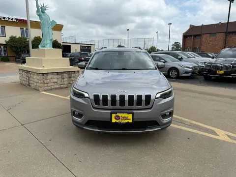 Another view of 2020 Jeep Cherokee 4d SUV FWD Limited 2.4L for sale in Saint Charles, MO at 5 Star Auto Plaza - St. Charles