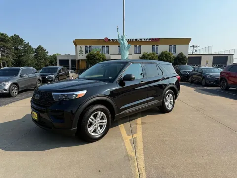 Black 2022 Ford Explorer Base 4WD for sale in Saint Charles, MO