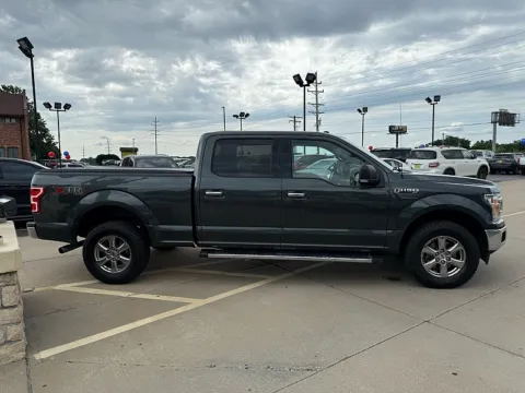 More photos of 2018 Ford F-150 SuperCrew XLT 5 1/2 at 5 Star Auto Plaza - St. Charles, MO