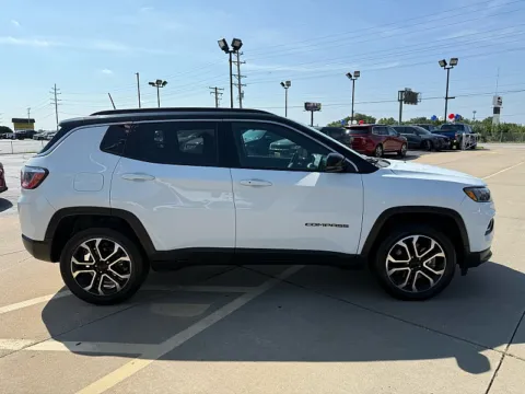 Another view of 2023 Jeep Compass Limited 4x4 for sale in Saint Charles, MO at 5 Star Auto Plaza - St. Charles