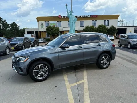 Gray 2020 Mercedes-Benz GLC-Class 4d SUV GLC300 4matic for sale in Saint Charles, MO