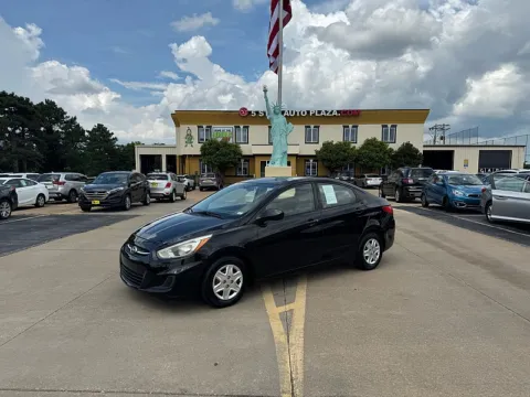 More photos of 2016 Hyundai Accent 4d Sedan SE Auto at 5 Star Auto Plaza - St. Charles, MO