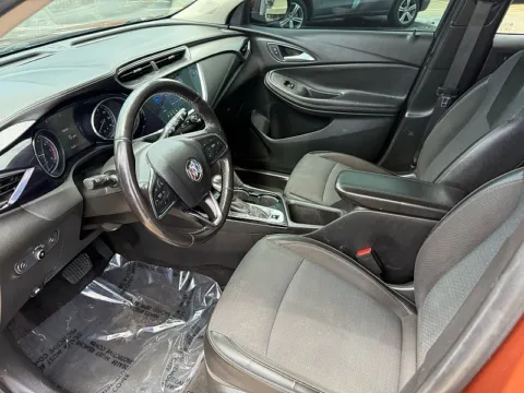 More photos of 2020 Buick Encore GX 4d SUV FWD Select at 5 Star Auto Plaza - St. Charles, MO