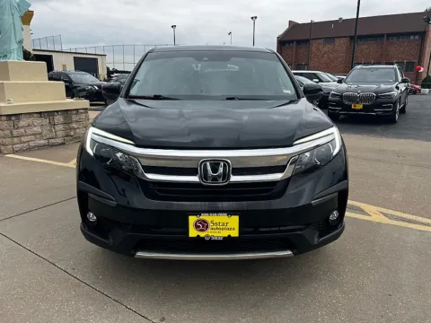 Photos of 2022 Honda Pilot EX-L 2WD for sale in Saint Charles, MO at 5 Star Auto Plaza - St. Charles