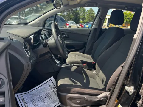 More photos of 2018 Chevrolet Trax 4d SUV AWD LS at 5 Star Auto Plaza - St. Charles, MO