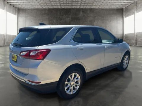 More photos of 2018 Chevrolet Equinox 4d SUV FWD LS at 5 Star Auto Plaza - St. Charles, MO