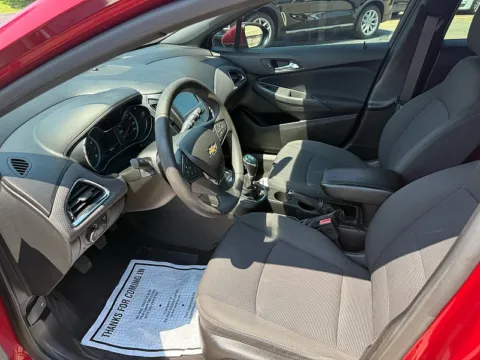 More photos of 2017 Chevrolet Cruze 4d Hatchback LT 6spd at 5 Star Auto Plaza - St. Charles, MO