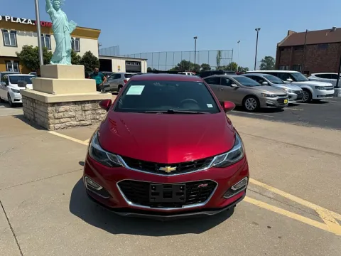 Photos of 2017 Chevrolet Cruze 4d Hatchback LT 6spd for sale in Saint Charles, MO at 5 Star Auto Plaza - St. Charles