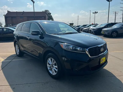 Another view of 2019 Kia Sorento 4d SUV FWD L for sale in Saint Charles, MO at 5 Star Auto Plaza - St. Charles