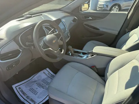 More photos of 2020 Chevrolet Malibu 4d Sedan LT at 5 Star Auto Plaza - St. Charles, MO
