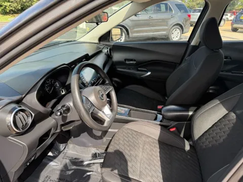 More photos of 2021 Nissan Kicks SV FWD at 5 Star Auto Plaza - St. Charles, MO