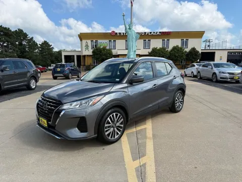 Gray 2021 Nissan Kicks SV FWD for sale in Saint Charles, MO