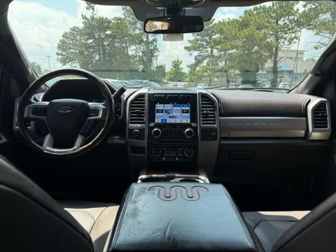 More photos of 2017 Ford Super Duty F-350 Crew Cab King Ranch SRW Longbed at 5 Star Auto Plaza - St. Charles, MO