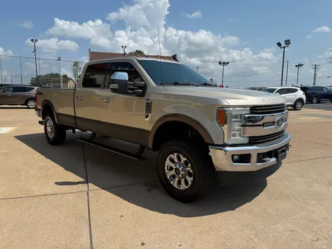 Another view of 2017 Ford Super Duty F-350 Crew Cab King Ranch SRW Longbed for sale in Saint Charles, MO at 5 Star Auto Plaza - St. Charles