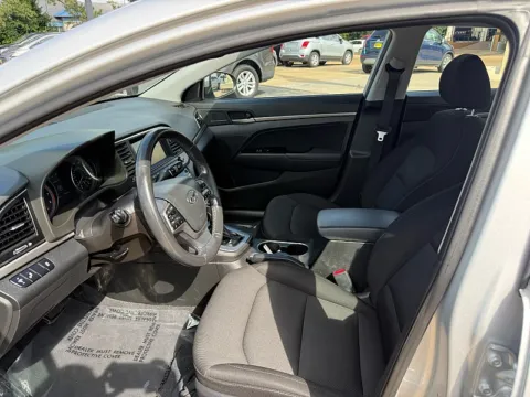 More photos of 2018 Hyundai Elantra 4d Sedan Value at 5 Star Auto Plaza - St. Charles, MO