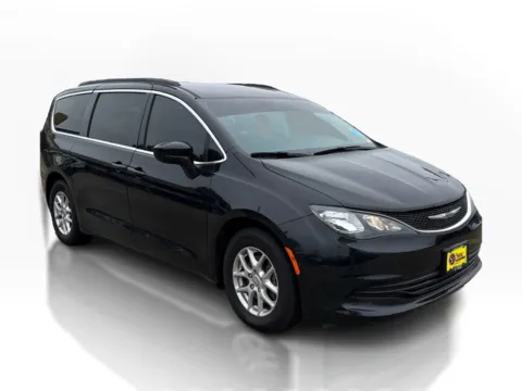 Another view of 2020 Chrysler Voyager Passenger Van LXI for sale in Saint Charles, MO at 5 Star Auto Plaza - St. Charles