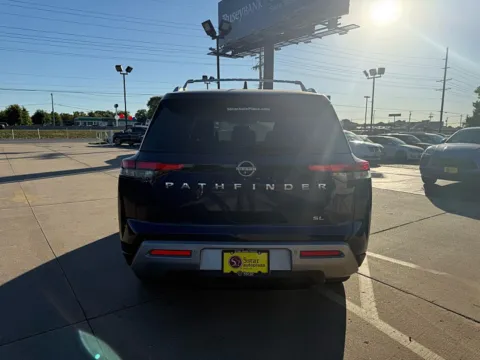 More photos of 2022 Nissan Pathfinder SL 2WD at 5 Star Auto Plaza - St. Charles, MO
