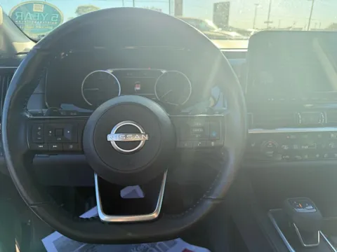 More photos of 2022 Nissan Pathfinder SL 2WD at 5 Star Auto Plaza - St. Charles, MO