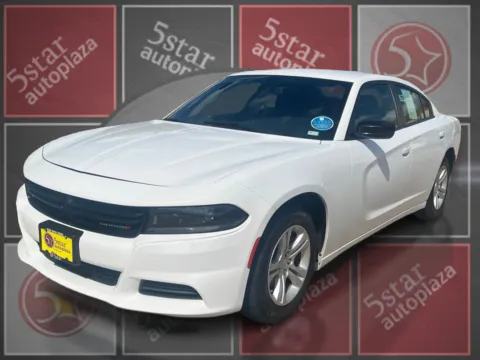 White 2023 Dodge Charger SXT RWD for sale in Saint Charles, MO