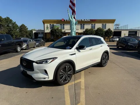 White 2022 INFINITI QX50 LUXE AWD for sale in Saint Charles, MO