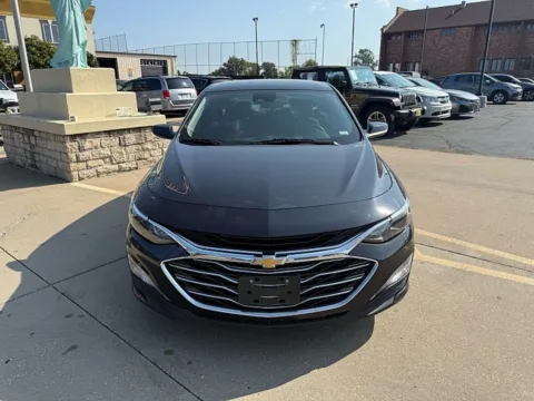 Photos of 2023 Chevrolet Malibu 4dr Sdn 1LT for sale in Saint Charles, MO at 5 Star Auto Plaza - St. Charles