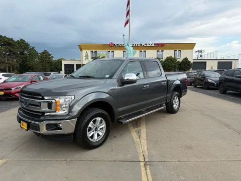 Gray 2020 Ford F-150 SuperCrew XLT 5 1/2 for sale in Saint Charles, MO