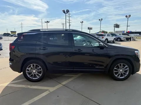 More photos of 2023 GMC Terrain FWD 4dr SLT at 5 Star Auto Plaza - St. Charles, MO