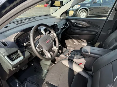 More photos of 2023 GMC Terrain FWD 4dr SLT at 5 Star Auto Plaza - St. Charles, MO