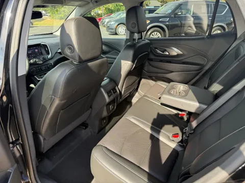 More photos of 2023 GMC Terrain FWD 4dr SLT at 5 Star Auto Plaza - St. Charles, MO
