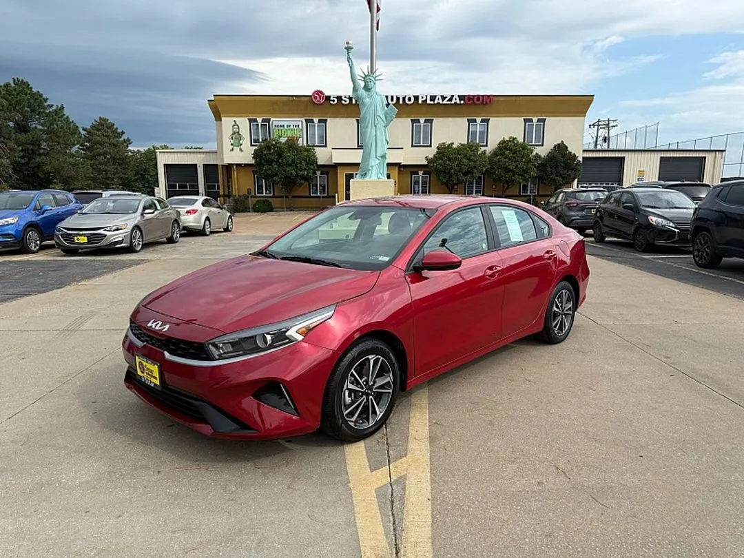 2024 Kia Forte LXS IVT for sale in Saint Charles, MO