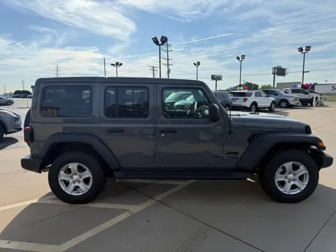 More photos of 2021 Jeep Wrangler Unlimited Sport 4x4 at 5 Star Auto Plaza - St. Charles, MO