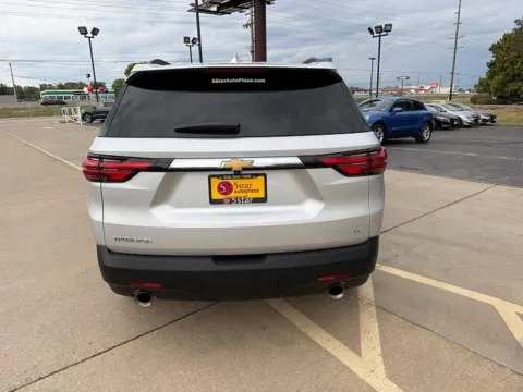 More photos of 2022 Chevrolet Traverse FWD 4dr LT Leather at 5 Star Auto Plaza - St. Charles, MO