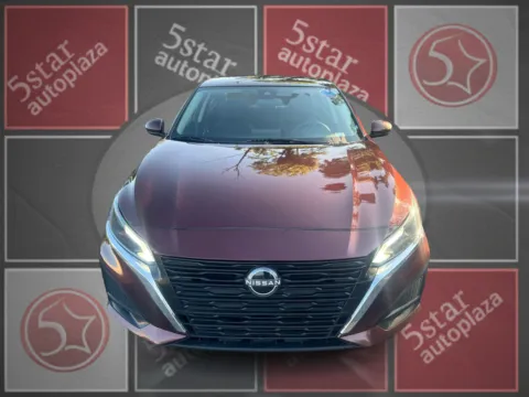 Photos of 2023 Nissan Altima 2.5 SV Sedan for sale in Saint Charles, MO at 5 Star Auto Plaza - St. Charles
