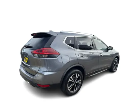 More photos of 2020 Nissan Rogue 4d SUV AWD SV at 5 Star Auto Plaza - St. Charles, MO