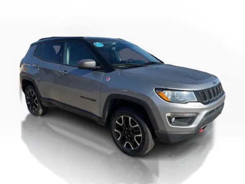 Another view of 2020 Jeep Compass 4d SUV 4WD Trailhawk for sale in Saint Charles, MO at 5 Star Auto Plaza - St. Charles