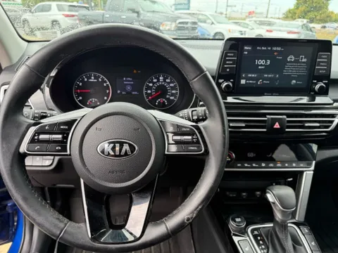 More photos of 2021 Kia Seltos 4d SUV AWD EX at 5 Star Auto Plaza - St. Charles, MO