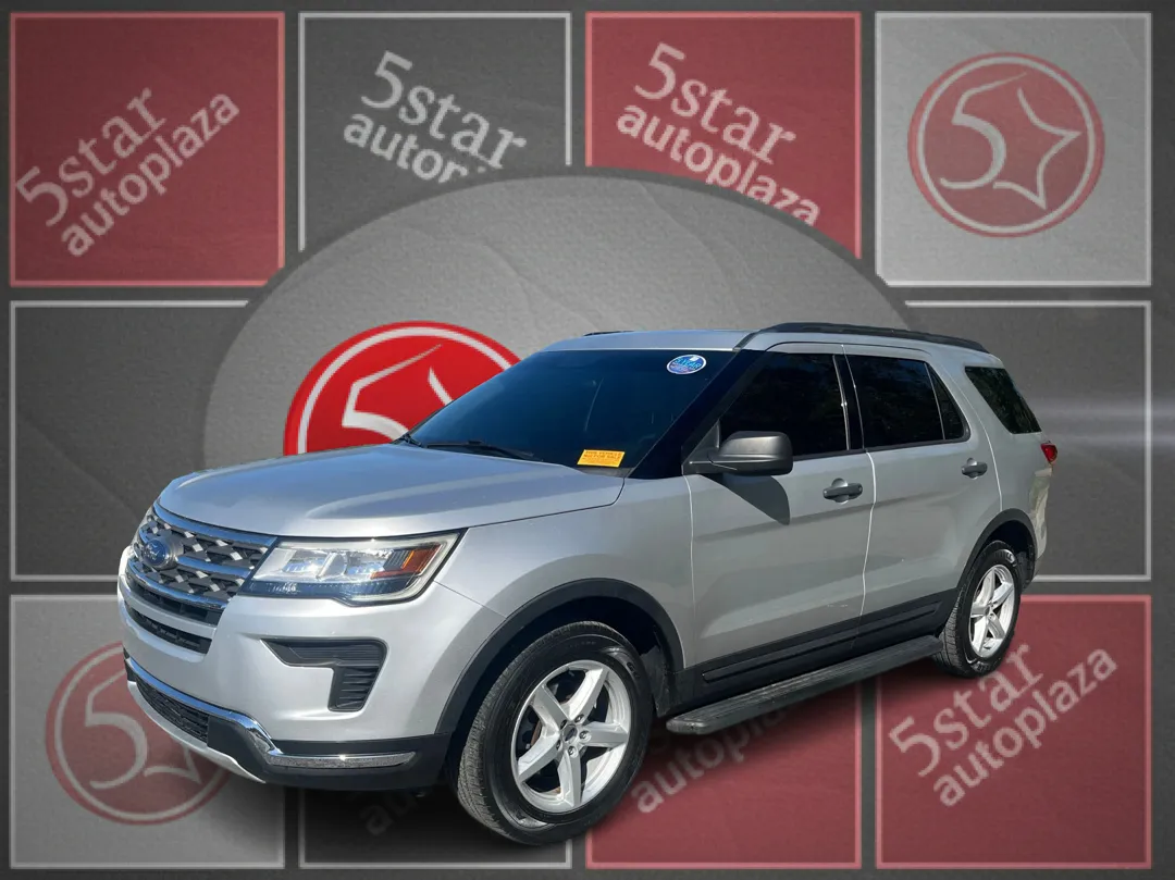 Silver 2018 Ford Explorer 4d SUV 4WD for sale in Saint Charles, MO